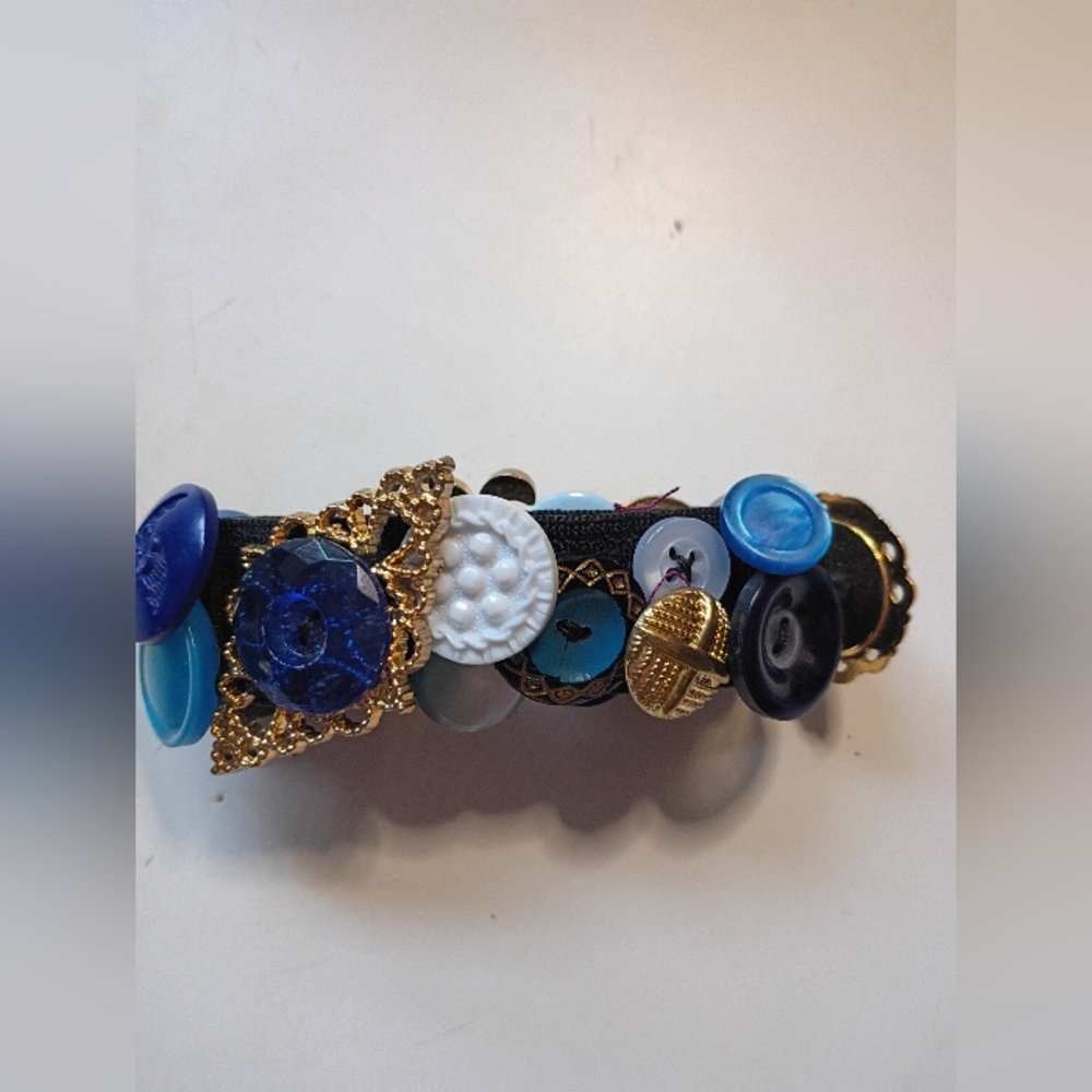 Handmade Button Elastic Bracelet